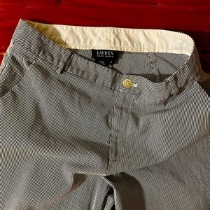 *SOLD* sorry do not buy! Ralph Lauren size 10 navy and white slacks.